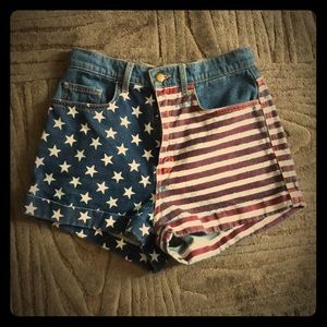 flag shorts